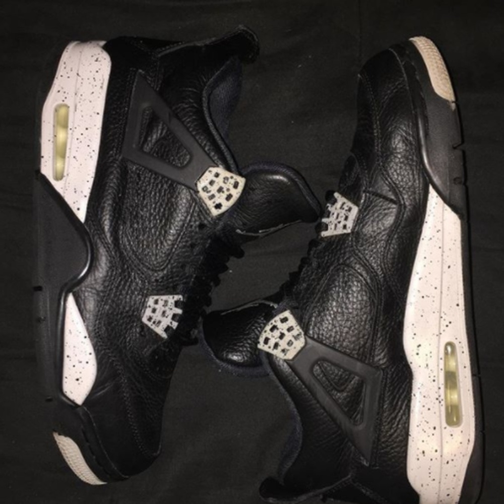 Air Jordan 4 Oreo